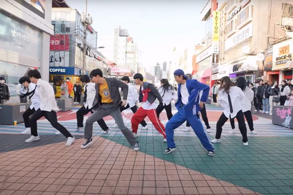 Live Performances in Hongdae