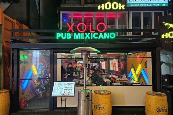 Best Restaurants and Cafe in Itaewon