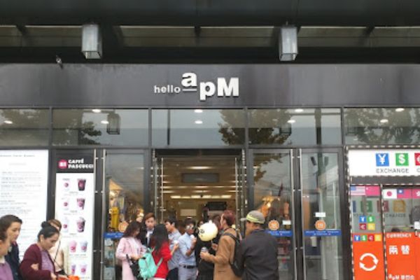 shopping malls in dongdaemun market