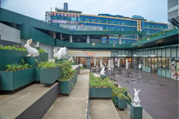 shopping malls in dongdaemun market