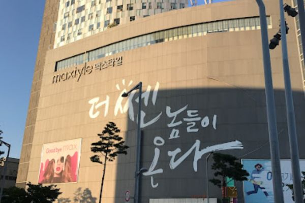 shopping malls in dongdaemun market