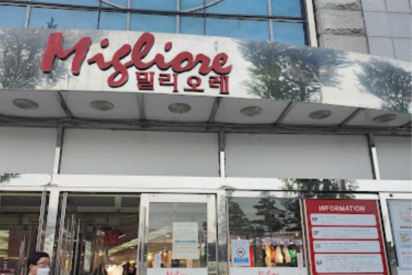 shopping malls in dongdaemun market