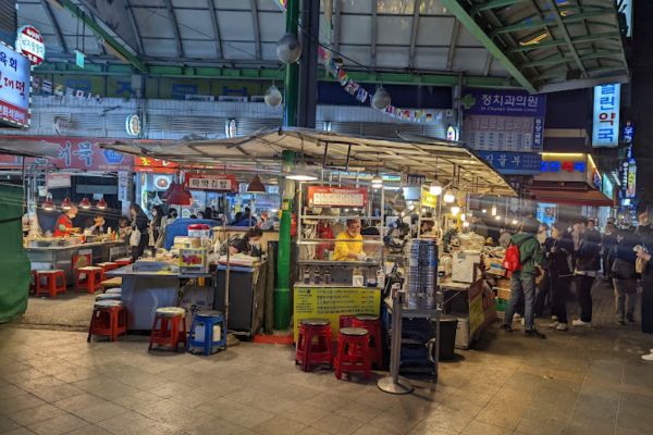 Gwangjang Market at Night
