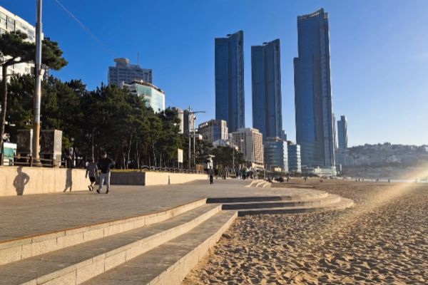 Haeundae Beach during Daytime