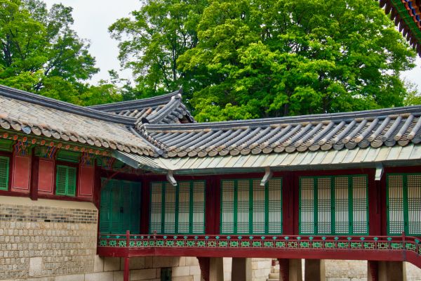 famous palace in seoul korea
