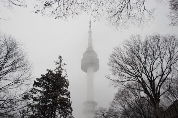 Namsan seoul tower Winter (December–February) – Evening