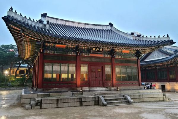 Deoksugung Palace
