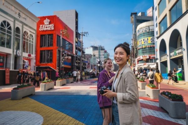 Things to Do in Hongdae: Street Food and Shopping